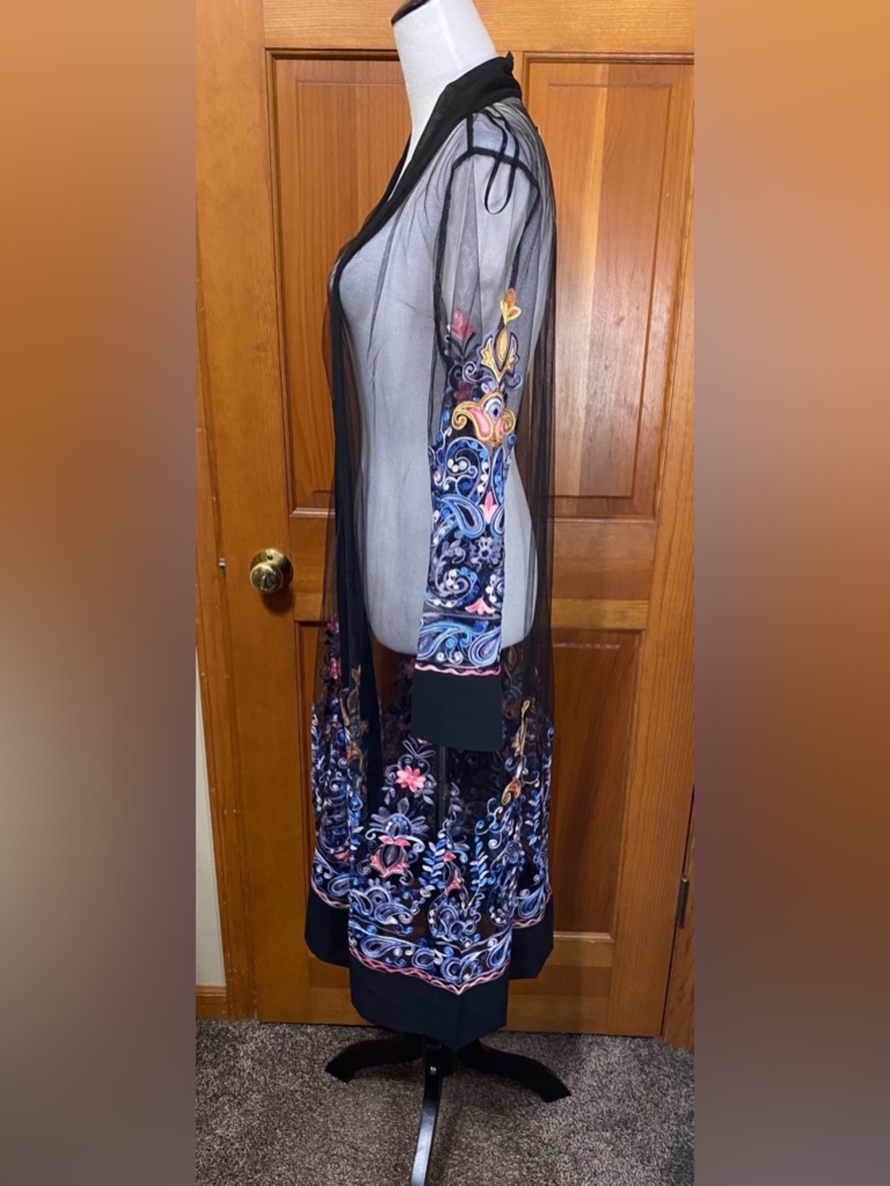 NWT Plus Size Forgotten Grace Floral Embroidered Mesh Duster - Picture 3 of 6
